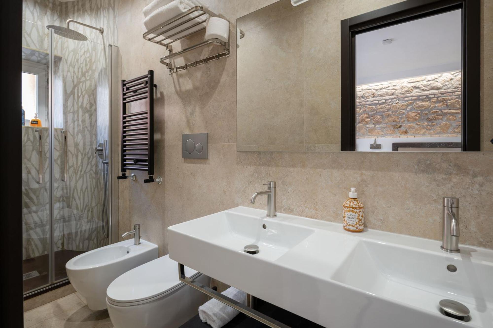 Joyful 148 Luxury Guest House Powered By Joyful Termini Boutique Guest House Rom Eksteriør billede