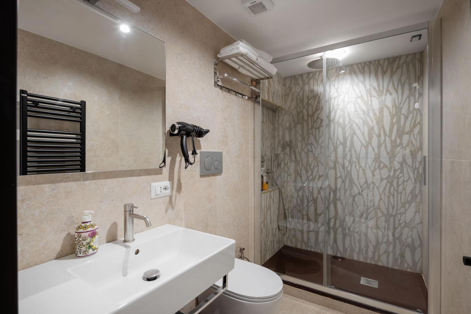 Joyful 148 Luxury Guest House Powered By Joyful Termini Boutique Guest House Rom Eksteriør billede